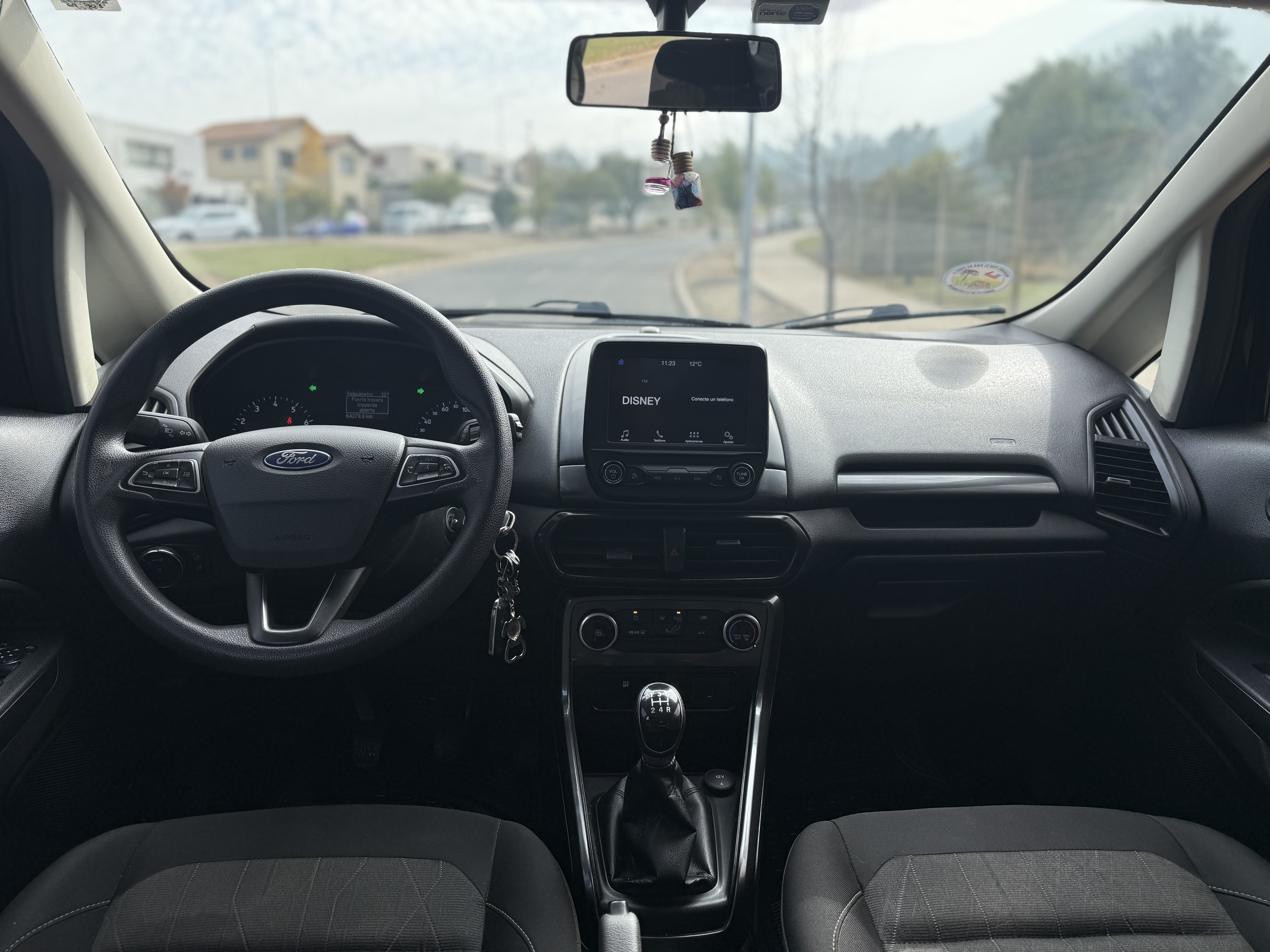 /uploads/vehicles/1TZR16Gljr2i55rmidiP/imagen_15.jpeg