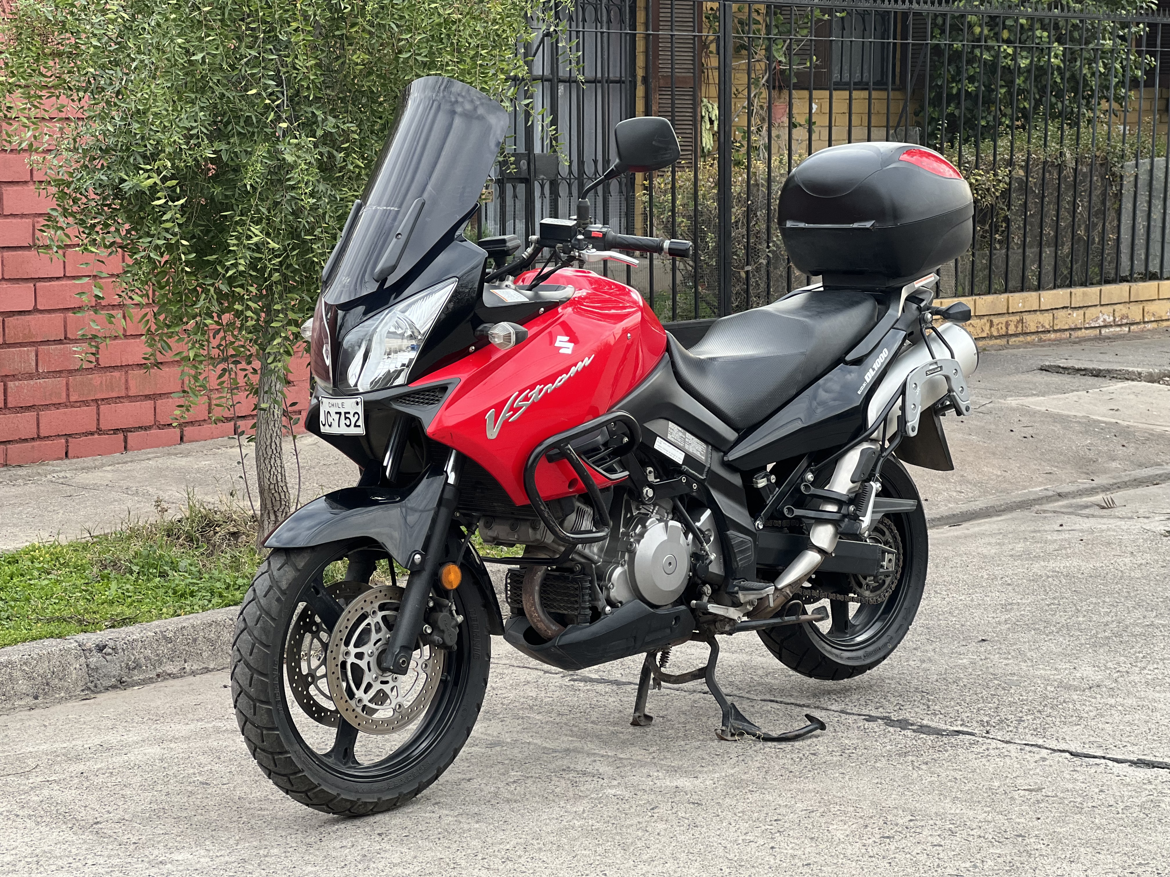 SUZUKI VSTROM DL 1.000 2012 Rojo con negro