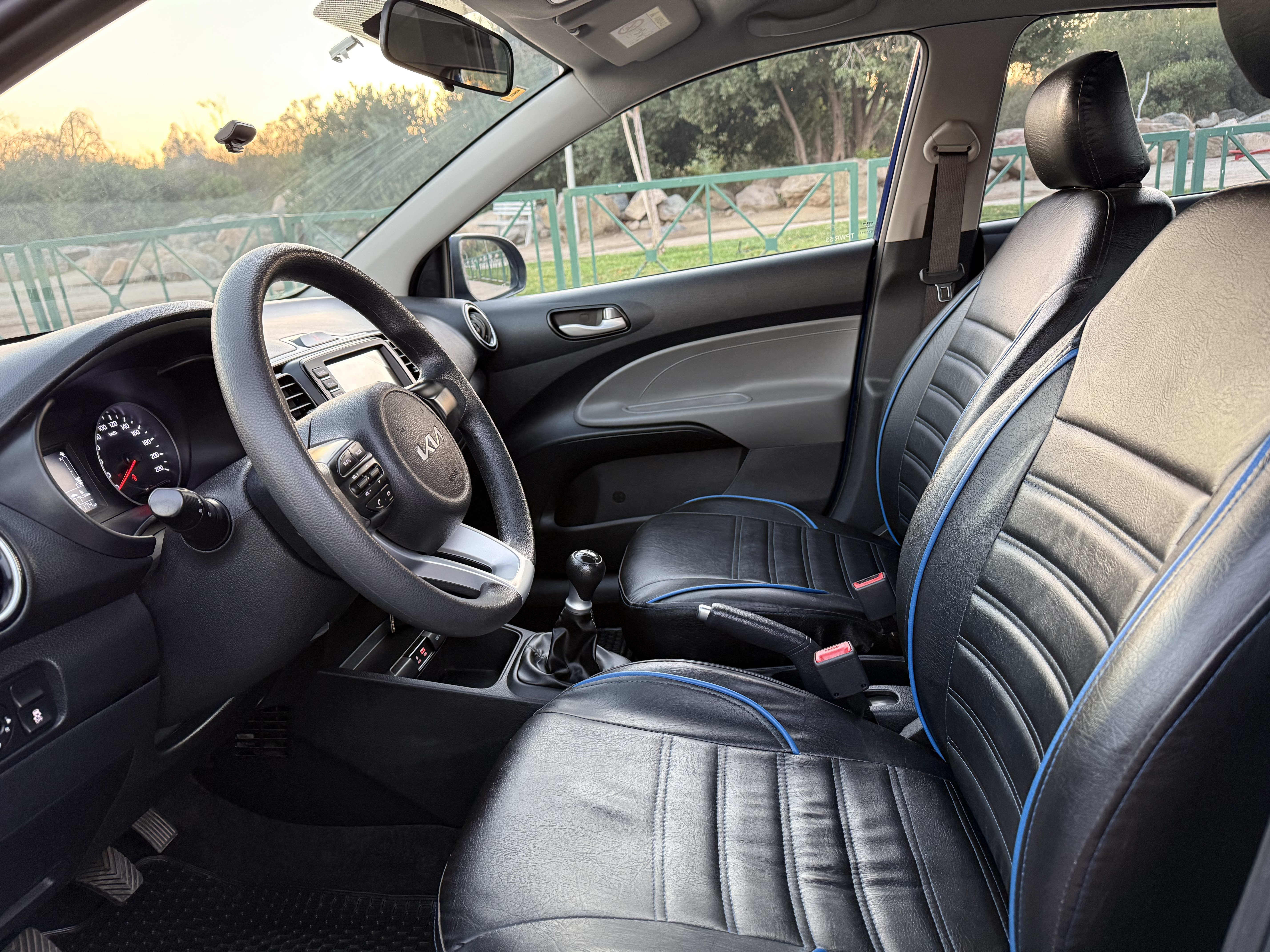 /uploads/vehicles/IOyG7PGTLK3dTWdtD659/imagen_10.jpeg