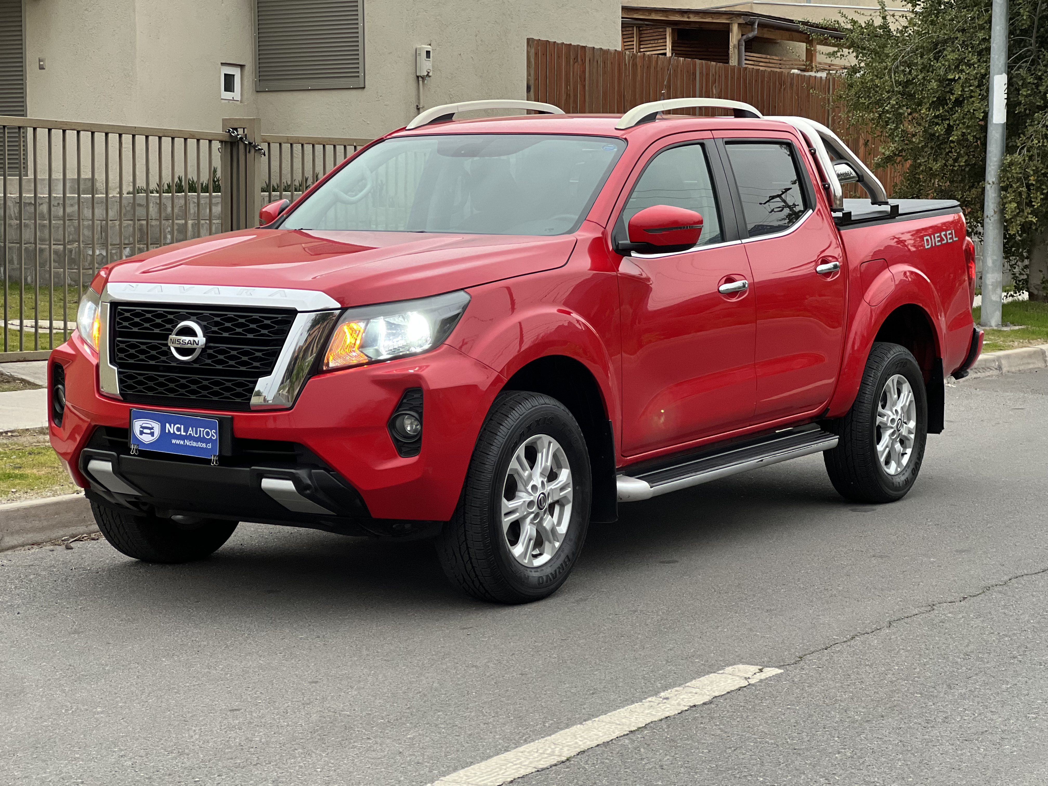 Nissan Navara XE 4X2  2021 Roja