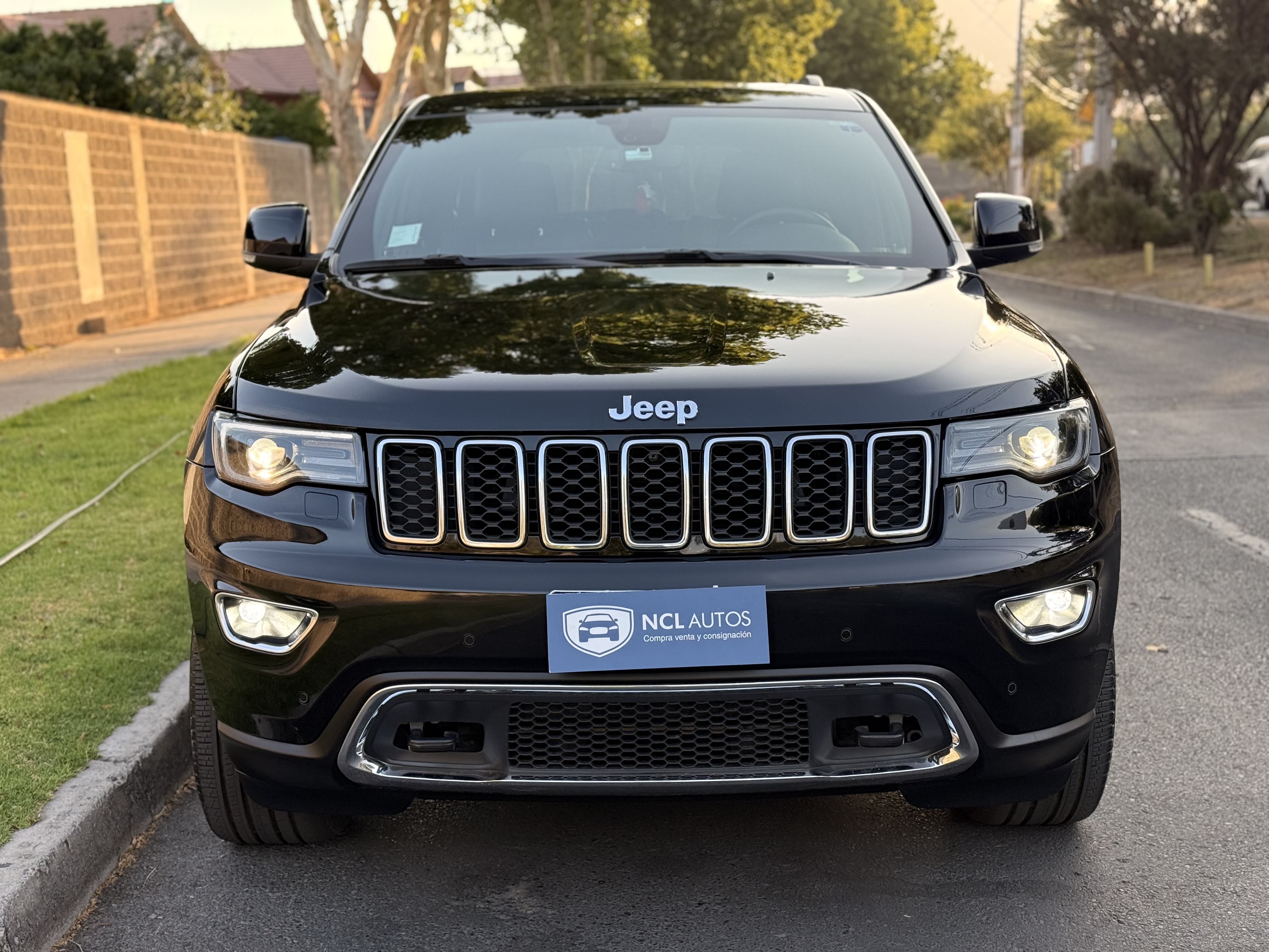 Jeep Grand Cherokee Limited  3.6 2022