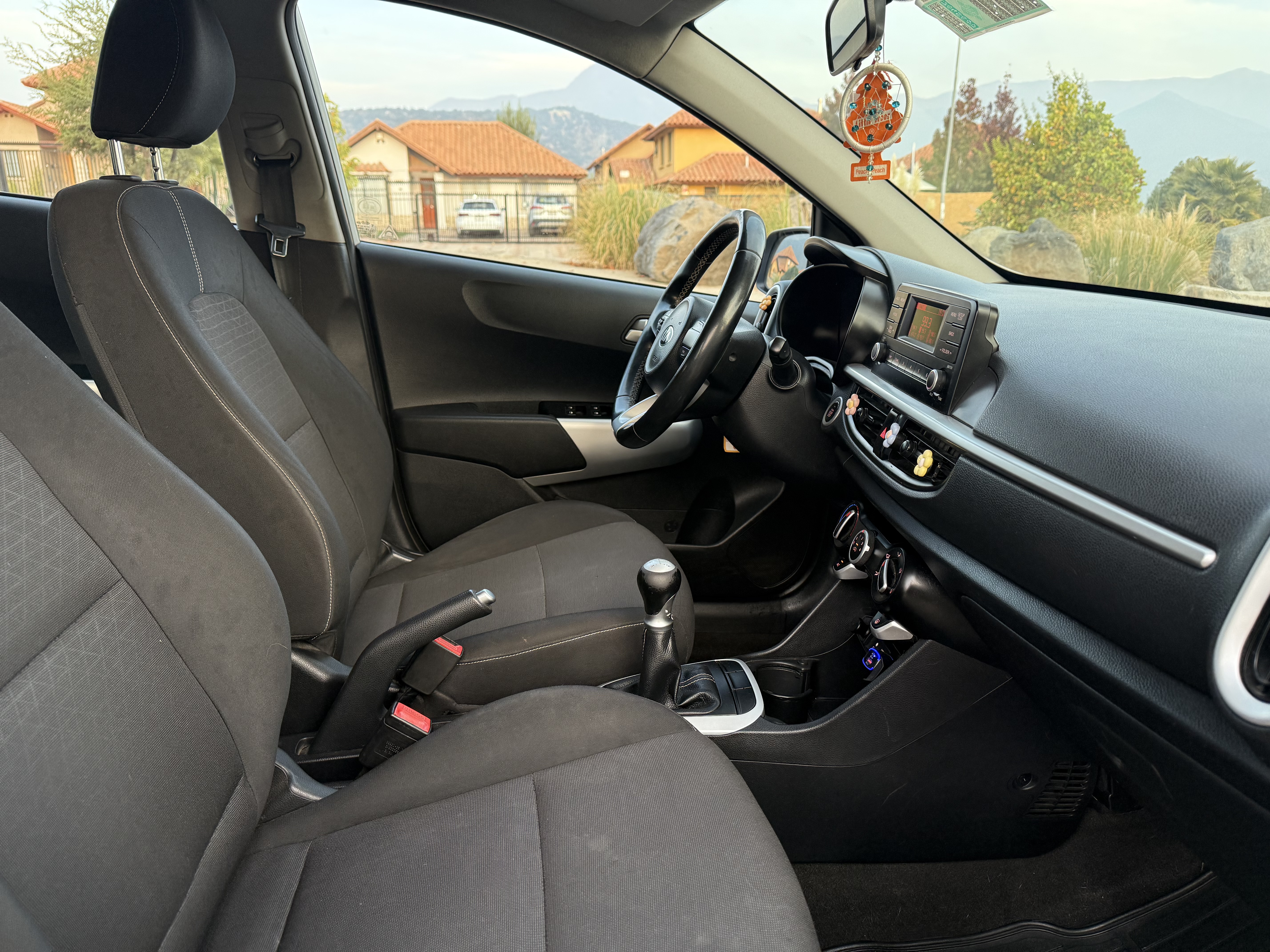 /uploads/vehicles/x75wAZQfIWpwZ2WrHwP2/imagen_7.jpeg